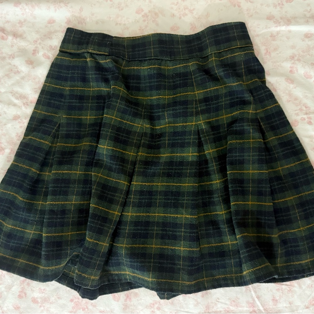 Hollister pleated Plaid Green and Yellow Women's Skirt